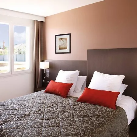 Residhome Plazza Aparthotel 4*
