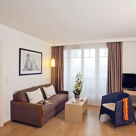 Apart-hotel Residhome Plazza