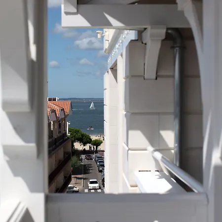 Residhome Plazza Apart-hotel 4*