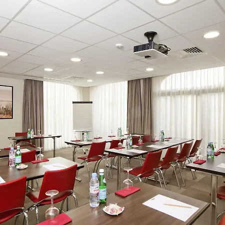 Apart-hotel Residhome Plazza