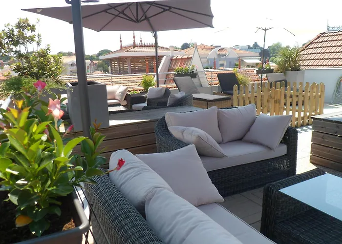 雷斯迪家阿卡松普拉扎酒店 4*