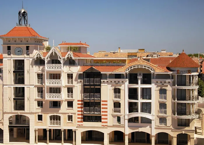 Apart-hotel Residhome Plazza 4*