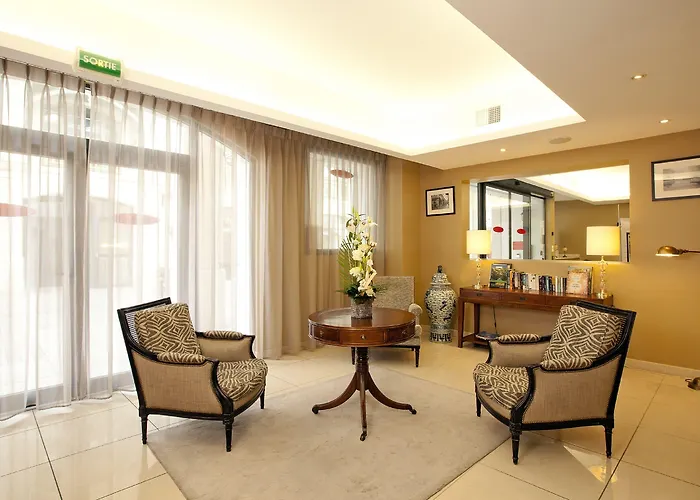 Residhome Plazza Apartahotel 4*