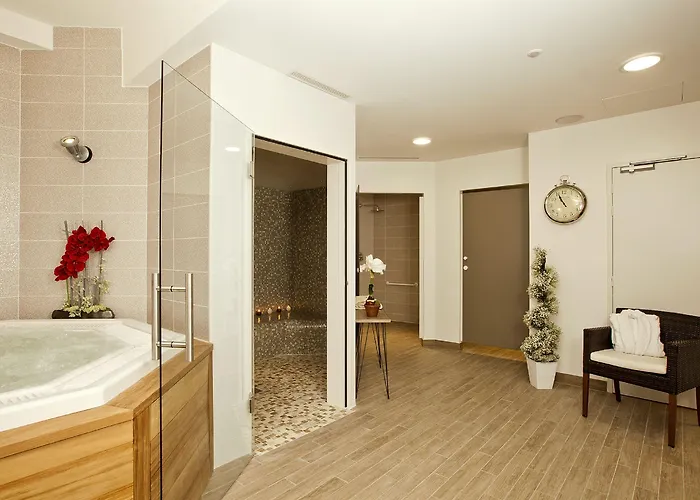 Apart-hotel Residhome Plazza Arcachon